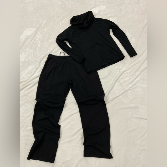 Lululemon Women’s Black  Set - Picture 1 of 15